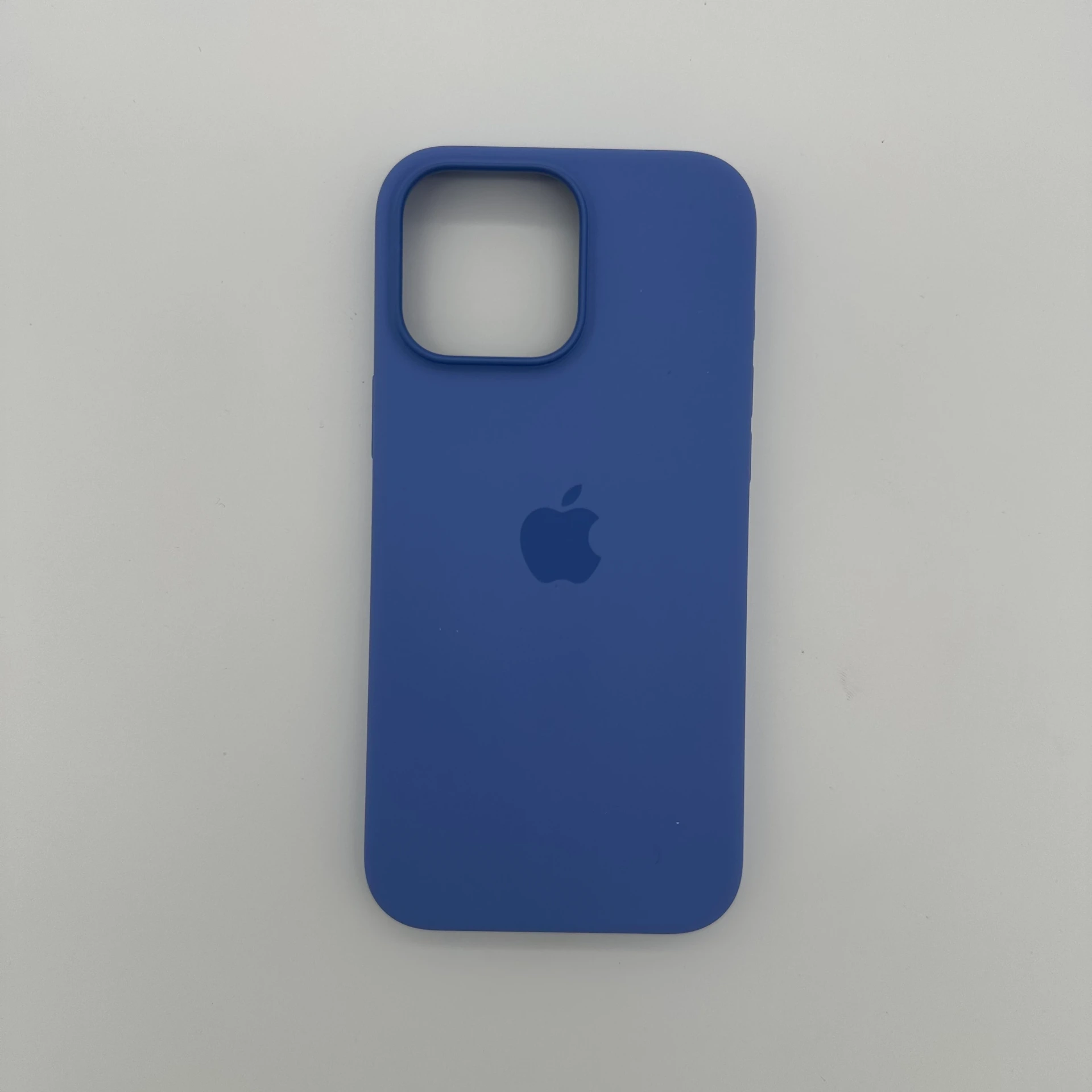 [MDH04ZM/A] Genuine and new - Apple iPhone 16 Pro Max Silicone Case with MagSafe - Periwinkle