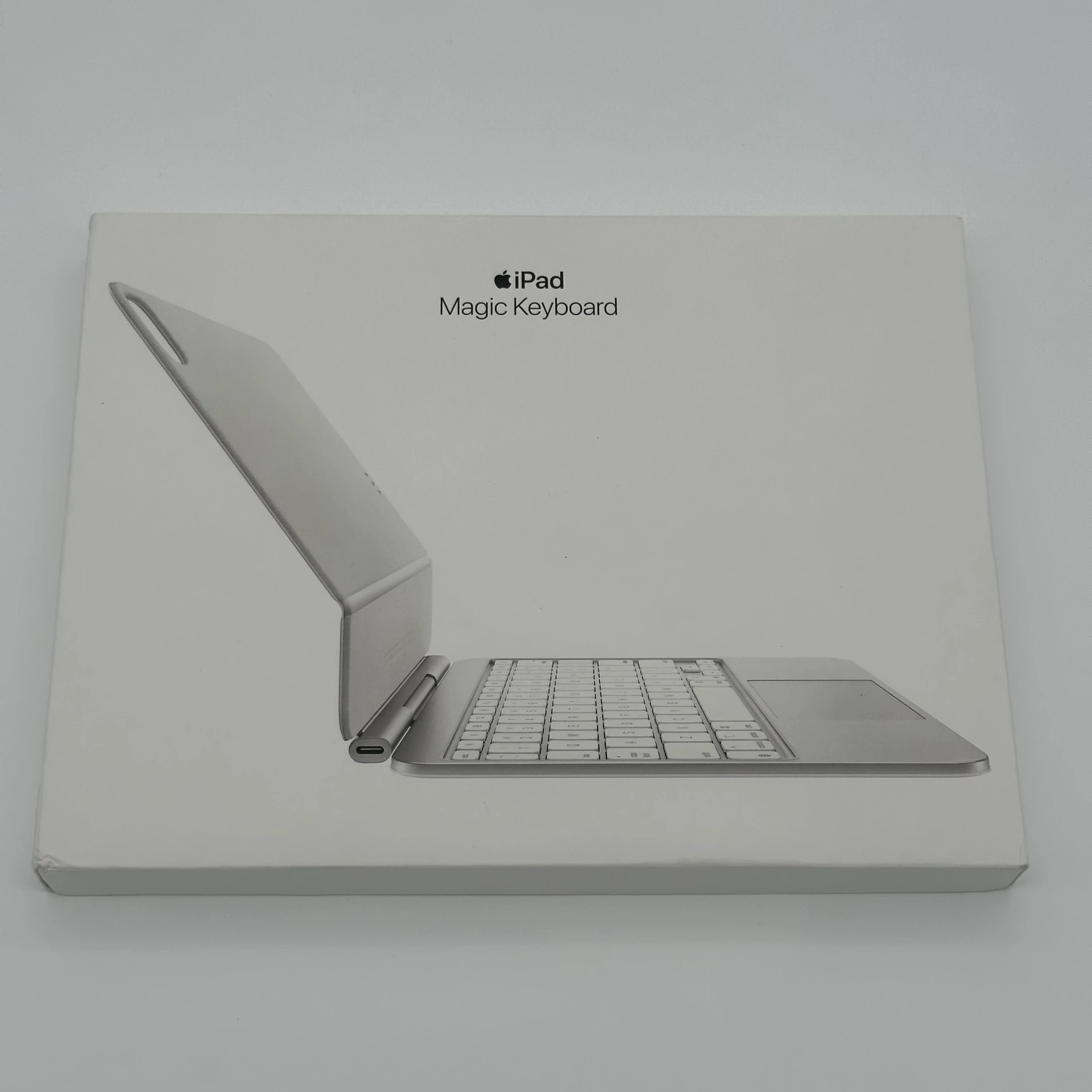 Genuine and new - Apple Magic Keyboard for iPad Pro 11‑inch (M5) - US English - White