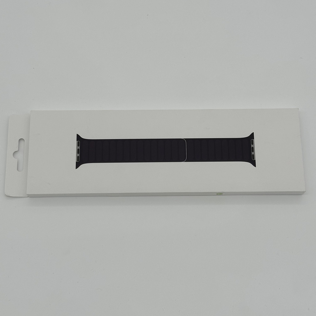 [MXWK3AM/A] Apple Watch 42mm Blackberry Magnetic Link - S/M